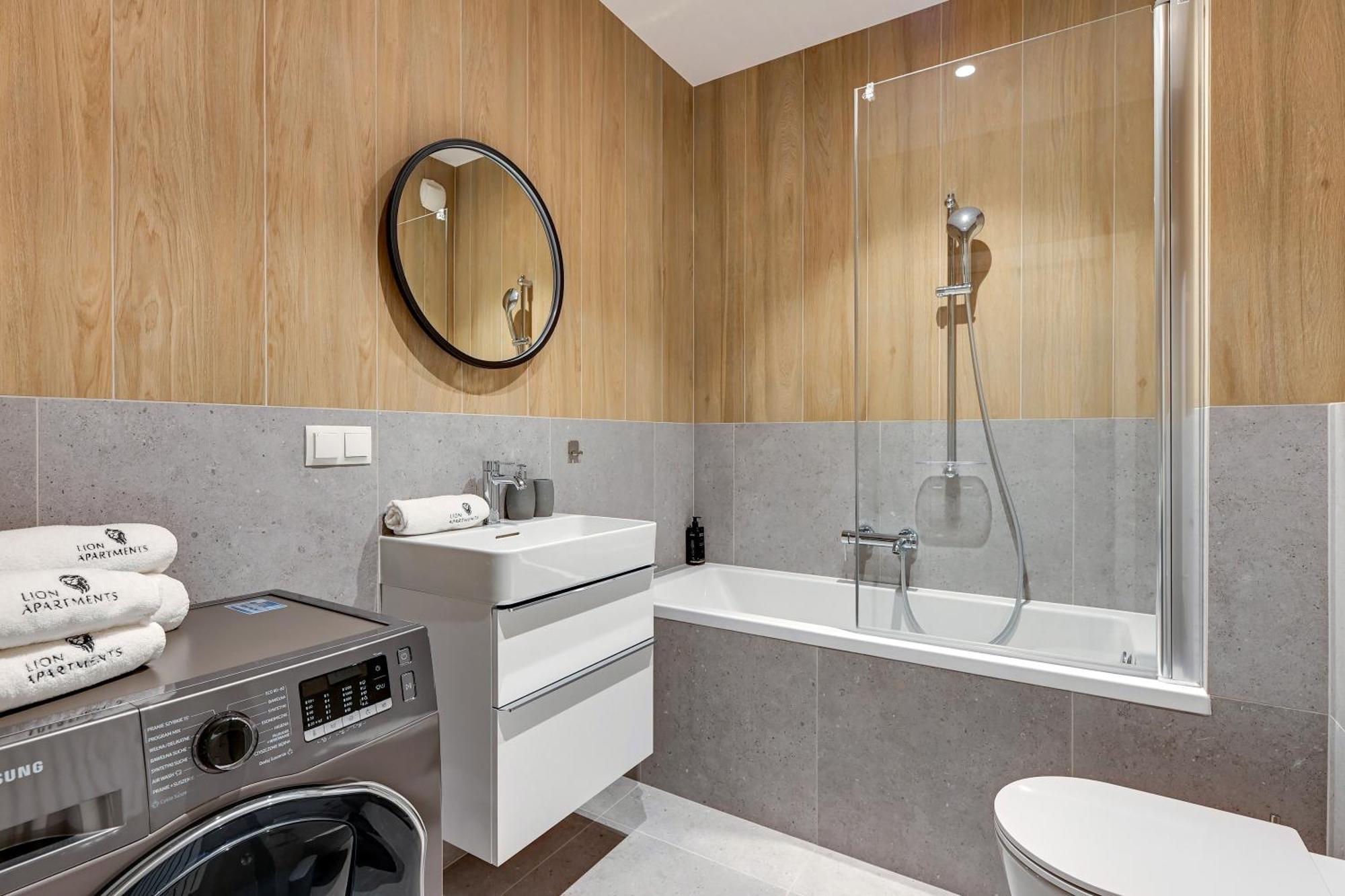 Scala 60E City Center Premium Apartments With Parking By Lion Apartments Гданськ Екстер'єр фото